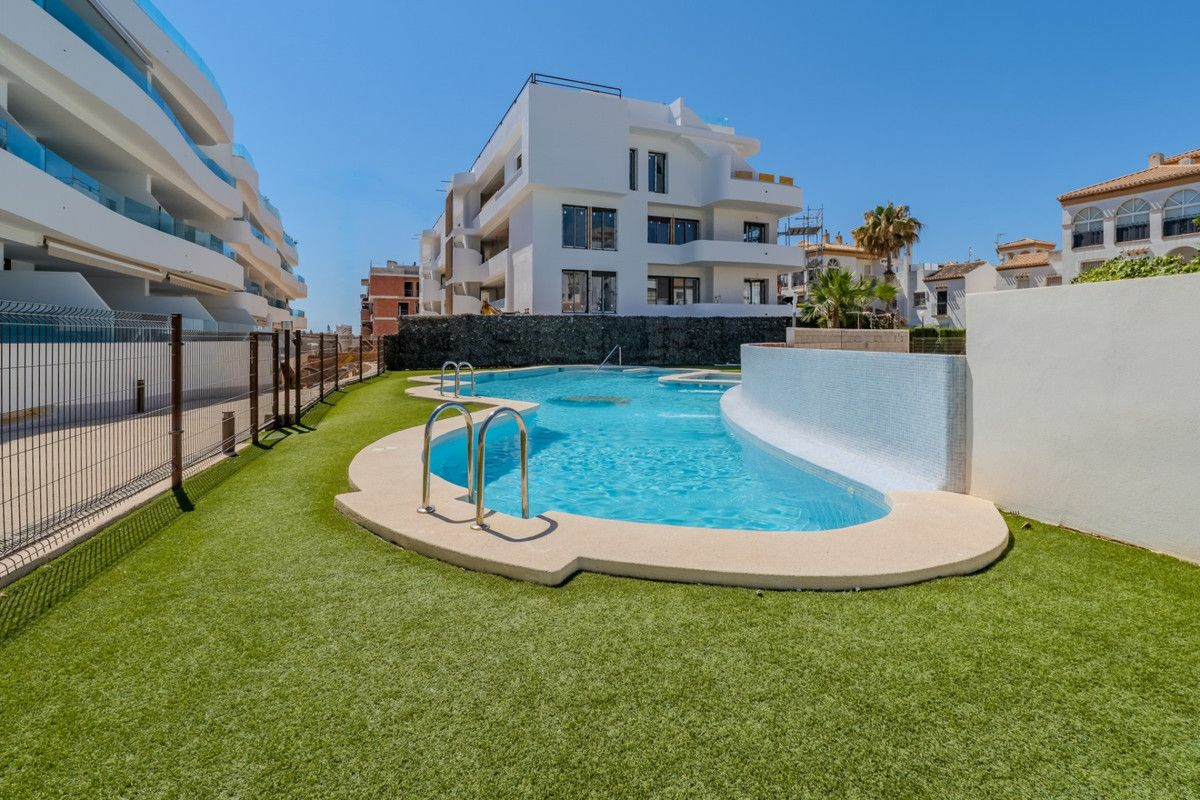 2-bedroom Apartment In Orihuela Costa, Spain (63 M²)