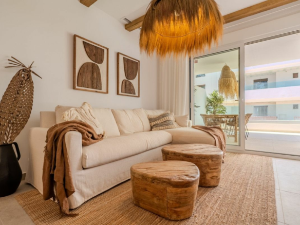 2-bedroom Apartment In Orihuela Costa, Spain (63 M²)