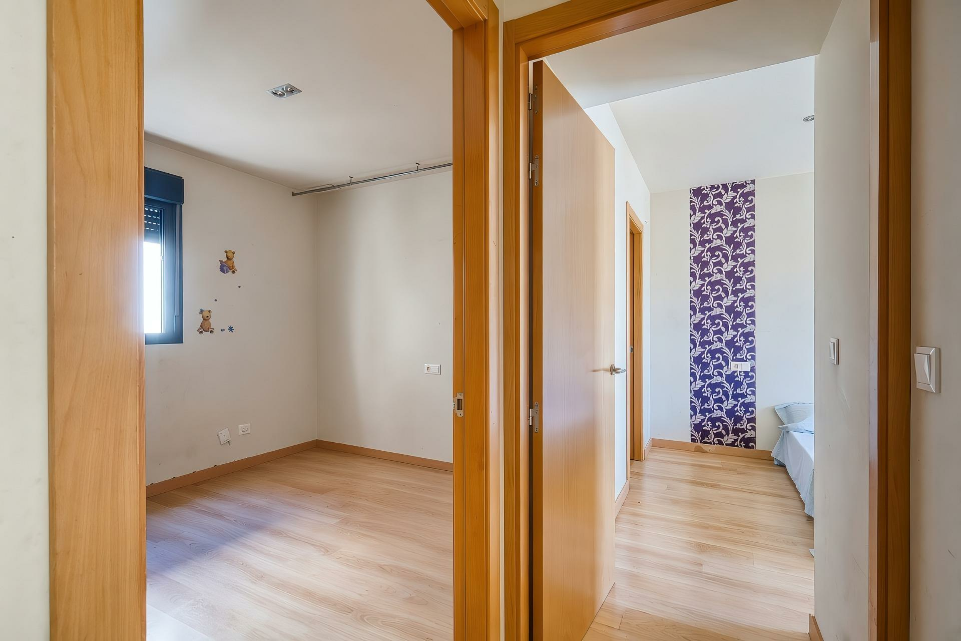 7-9-ac4182 3-bedroom Flat In Elche, Spain (86 M²)