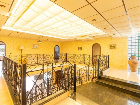 4-bedroom Villa In Orihuela Costa, Spain (624 M²)