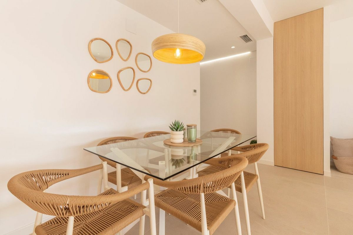 3-bedroom Villa In Torrevieja, Spain (102 M²)