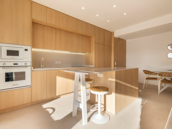3-bedroom Villa In Torrevieja, Spain (102 M²)