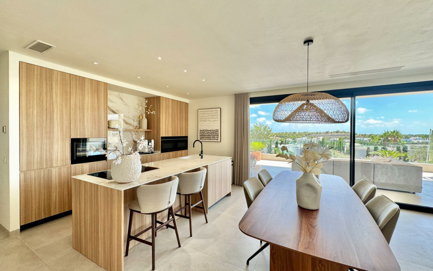 3-bedroom Apartment In Orihuela, Spain (220 M²)