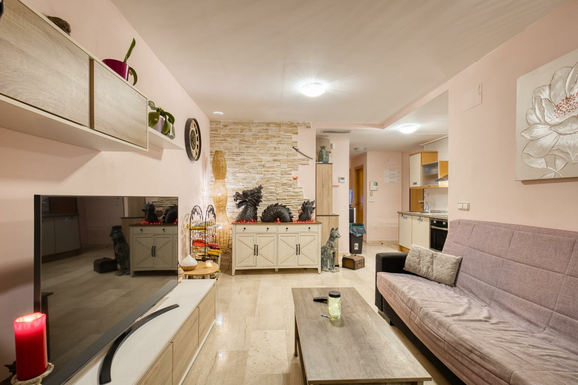 2-bedroom Flat In Murcia, Spain (64 M²)