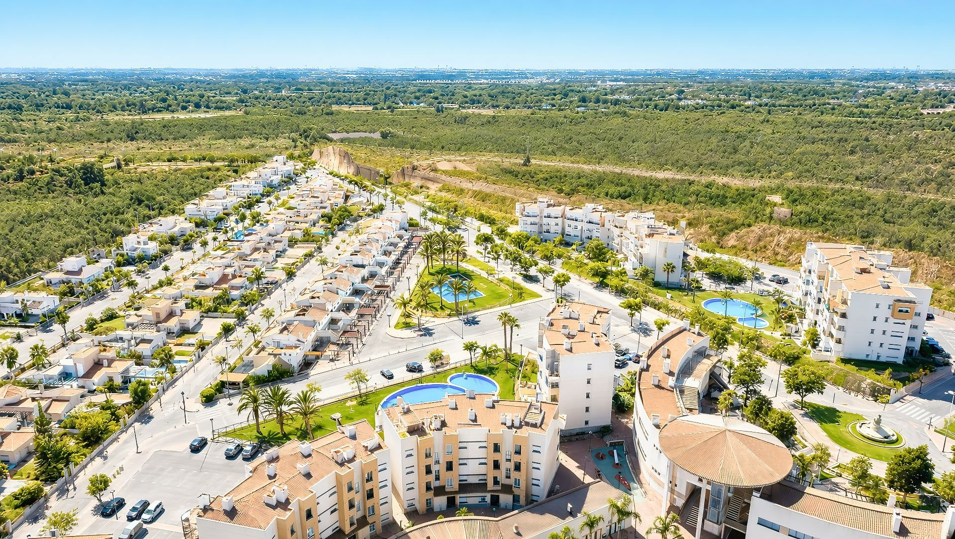 2-bedroom Flat In Murcia, Spain (64 M²)