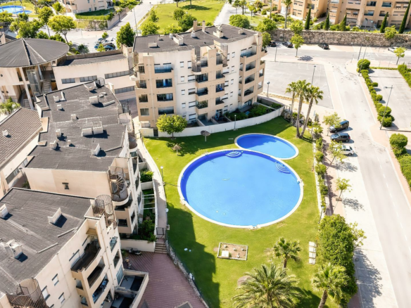 2-bedroom Flat In Murcia, Spain (64 M²)