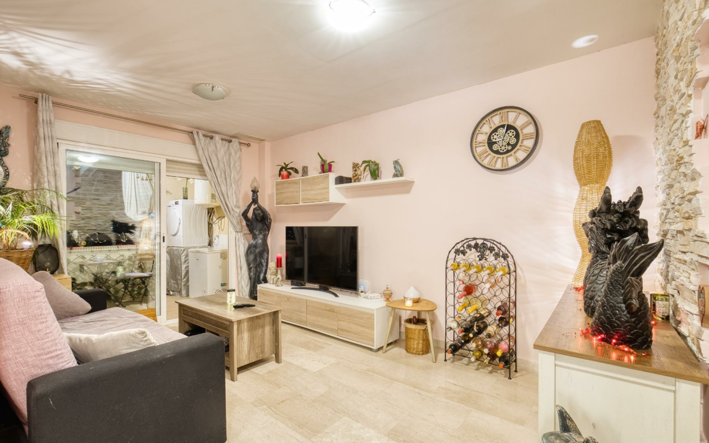 2-bedroom Flat In Murcia, Spain (64 M²)