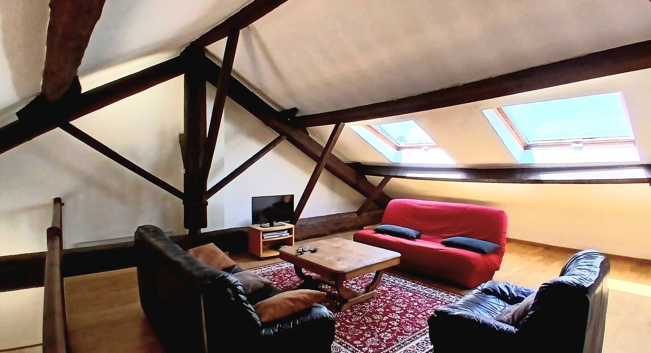 2-bedroom Apartment In Capestang, France (98 M²)