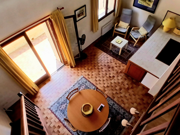2-bedroom Apartment In Capestang, France (98 M²)