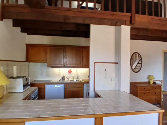 2-bedroom Apartment In Capestang, France (98 M²)