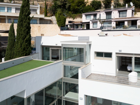 3-bedroom Villa In Jávea, Spain (289 M²)