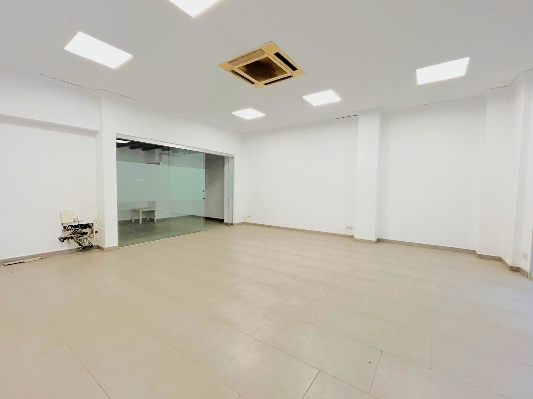 Commercial Premises In Jávea, Spain (220 M²)