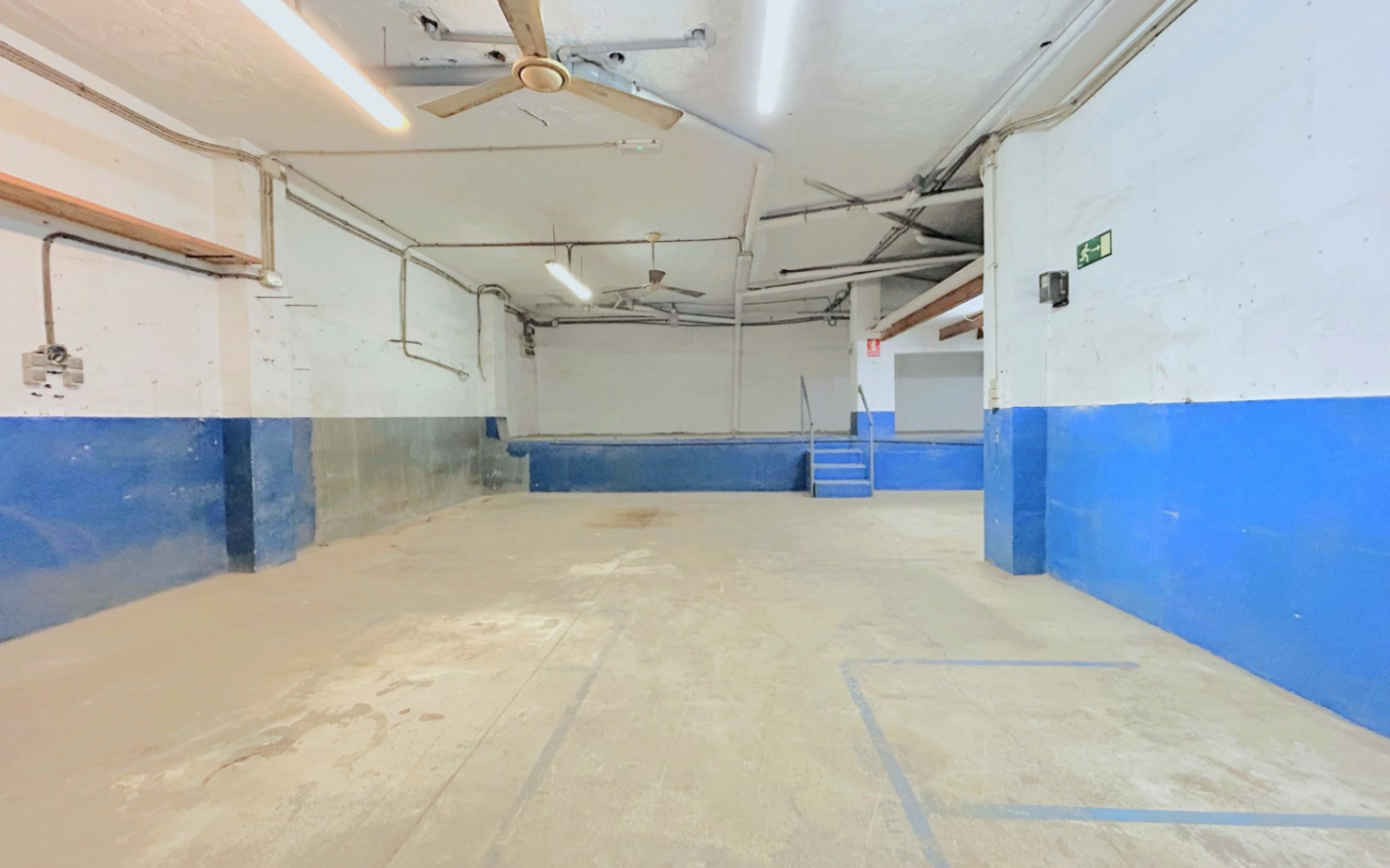 Commercial Premises In Jávea, Spain (220 M²)
