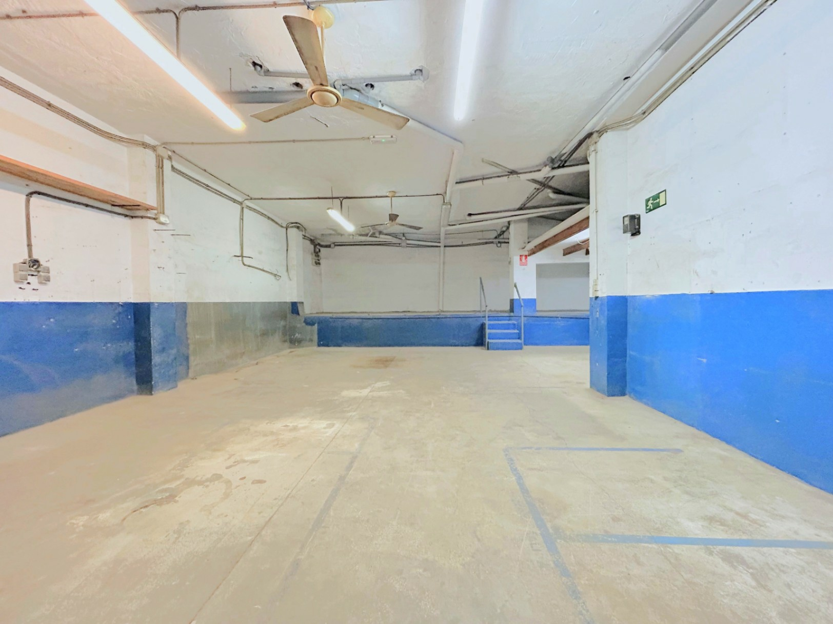 Commercial Premises In Jávea, Spain (220 M²)