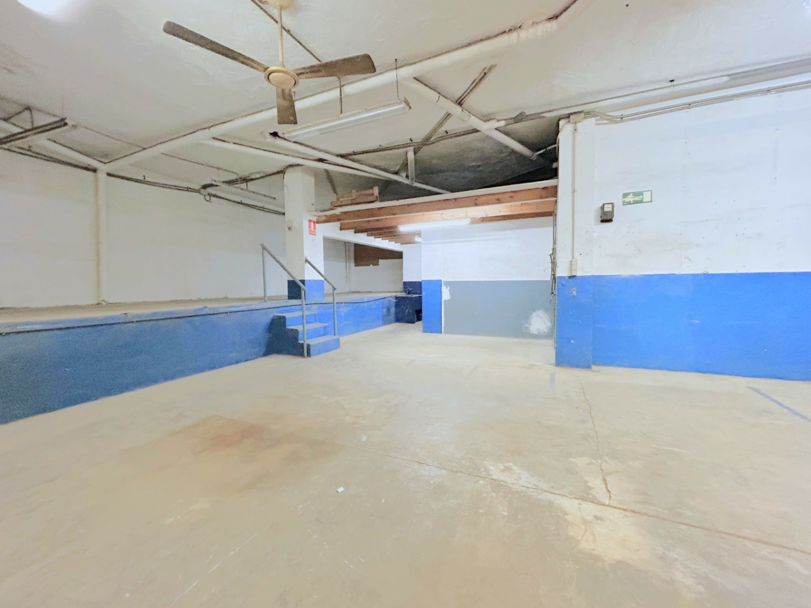 Commercial Premises In Jávea, Spain (220 M²)
