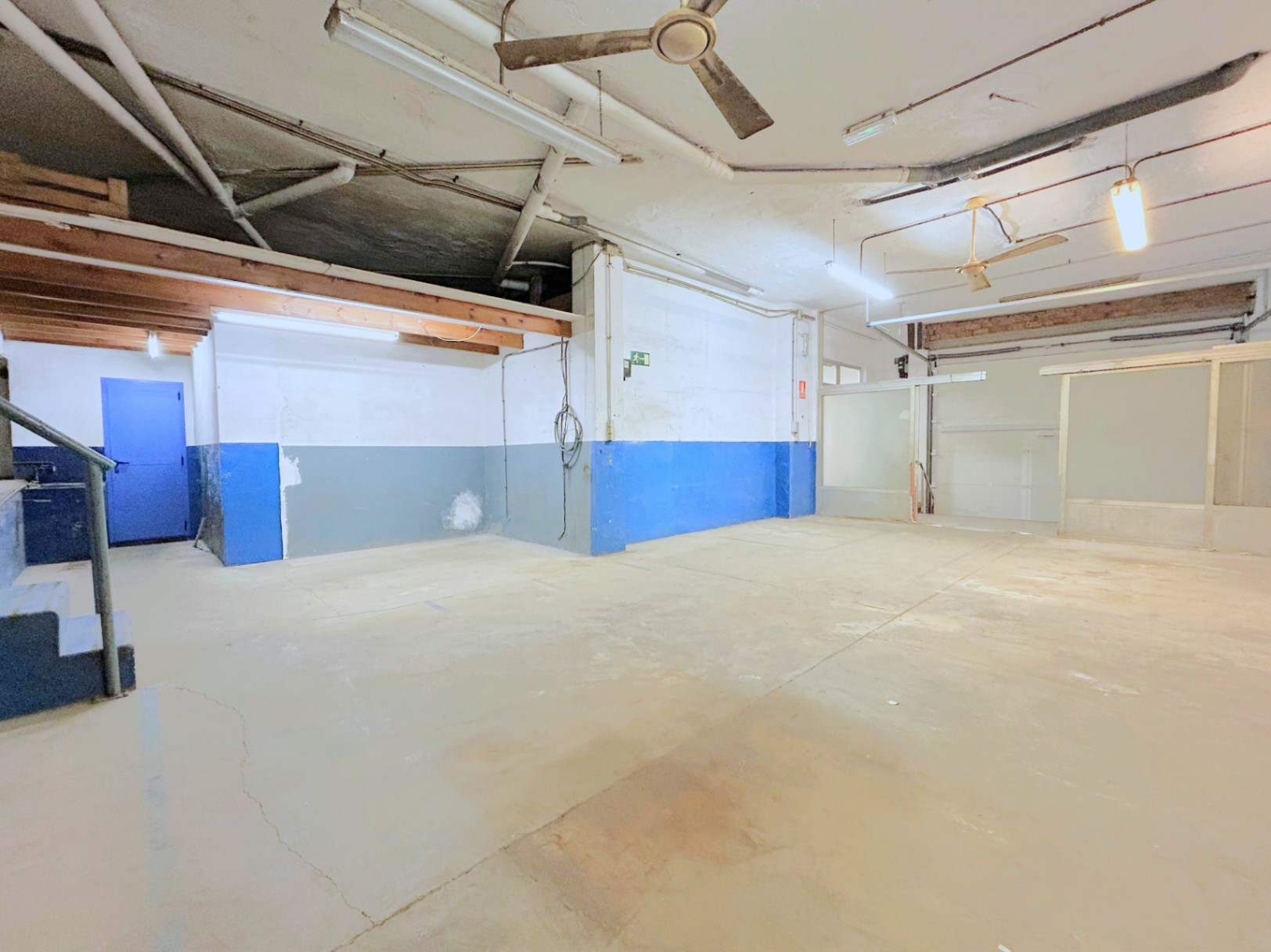 Commercial Premises In Jávea, Spain (220 M²)