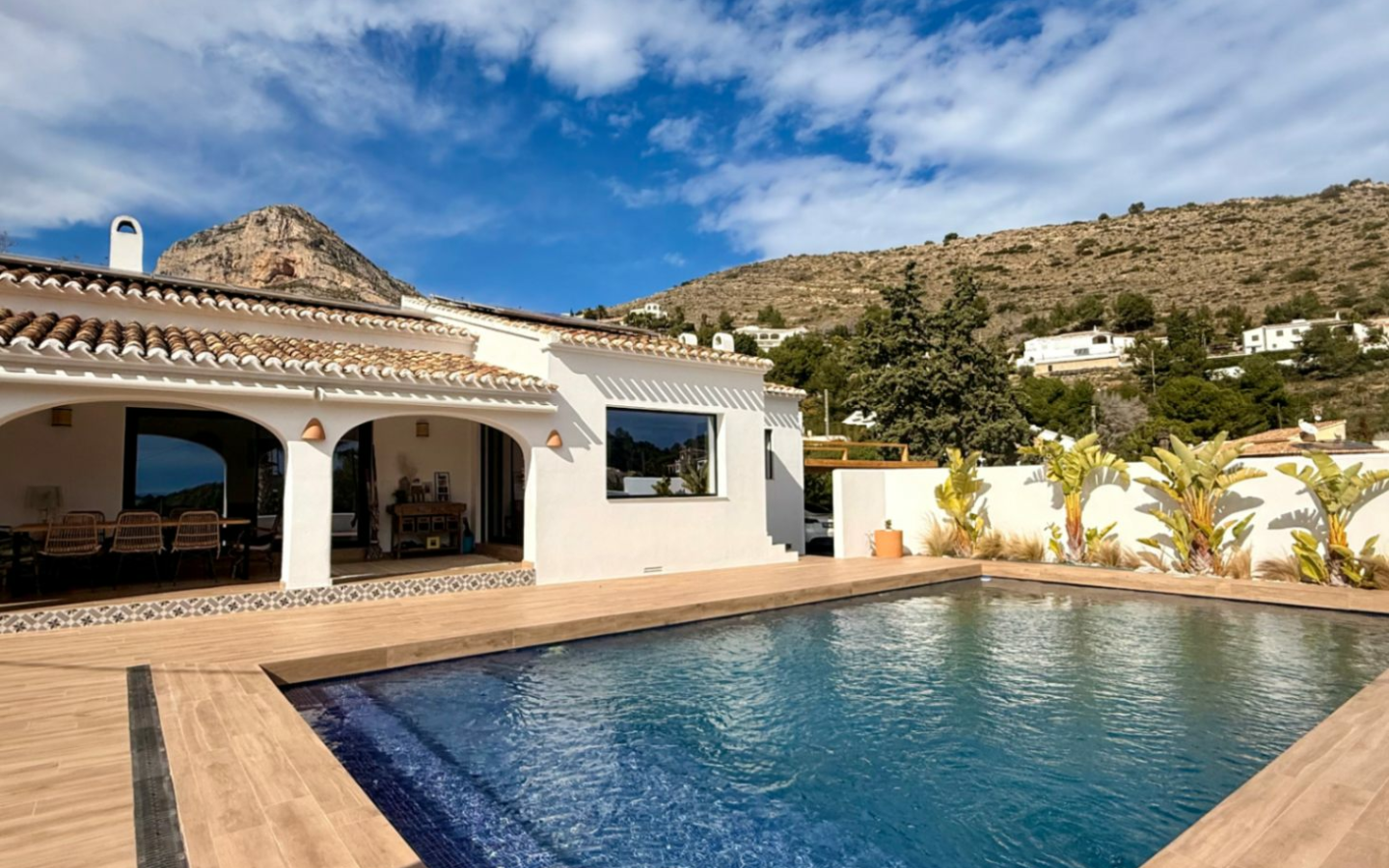 4-bedroom Villa In Jávea, Spain (192 M²)