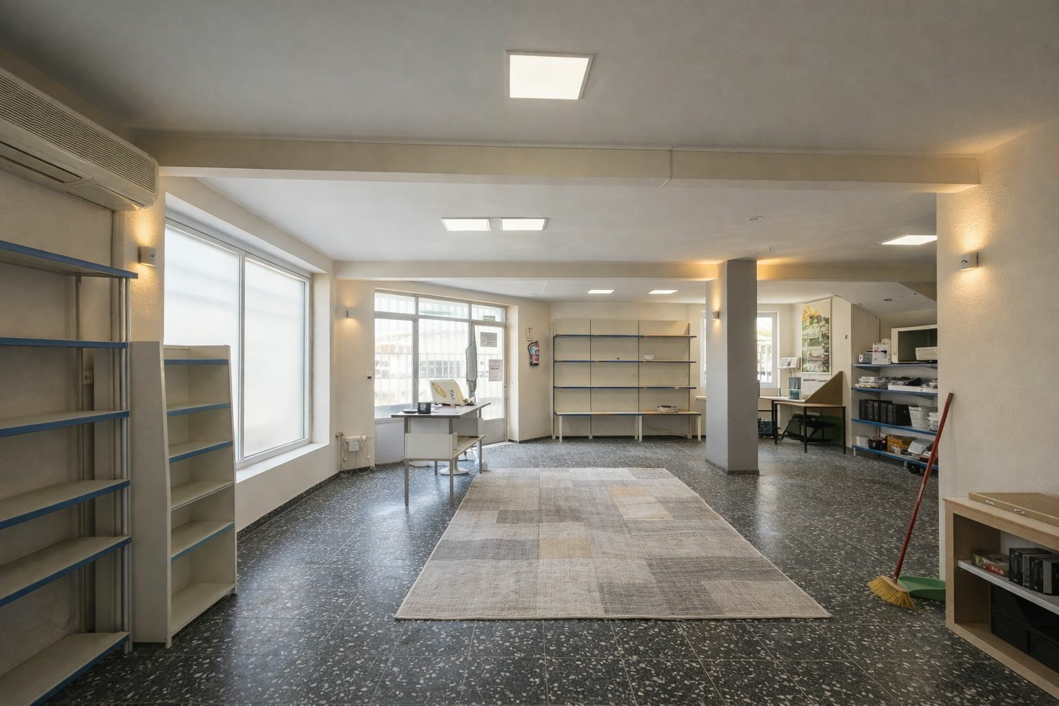 Commercial Premises In Jávea, Spain (98 M²)