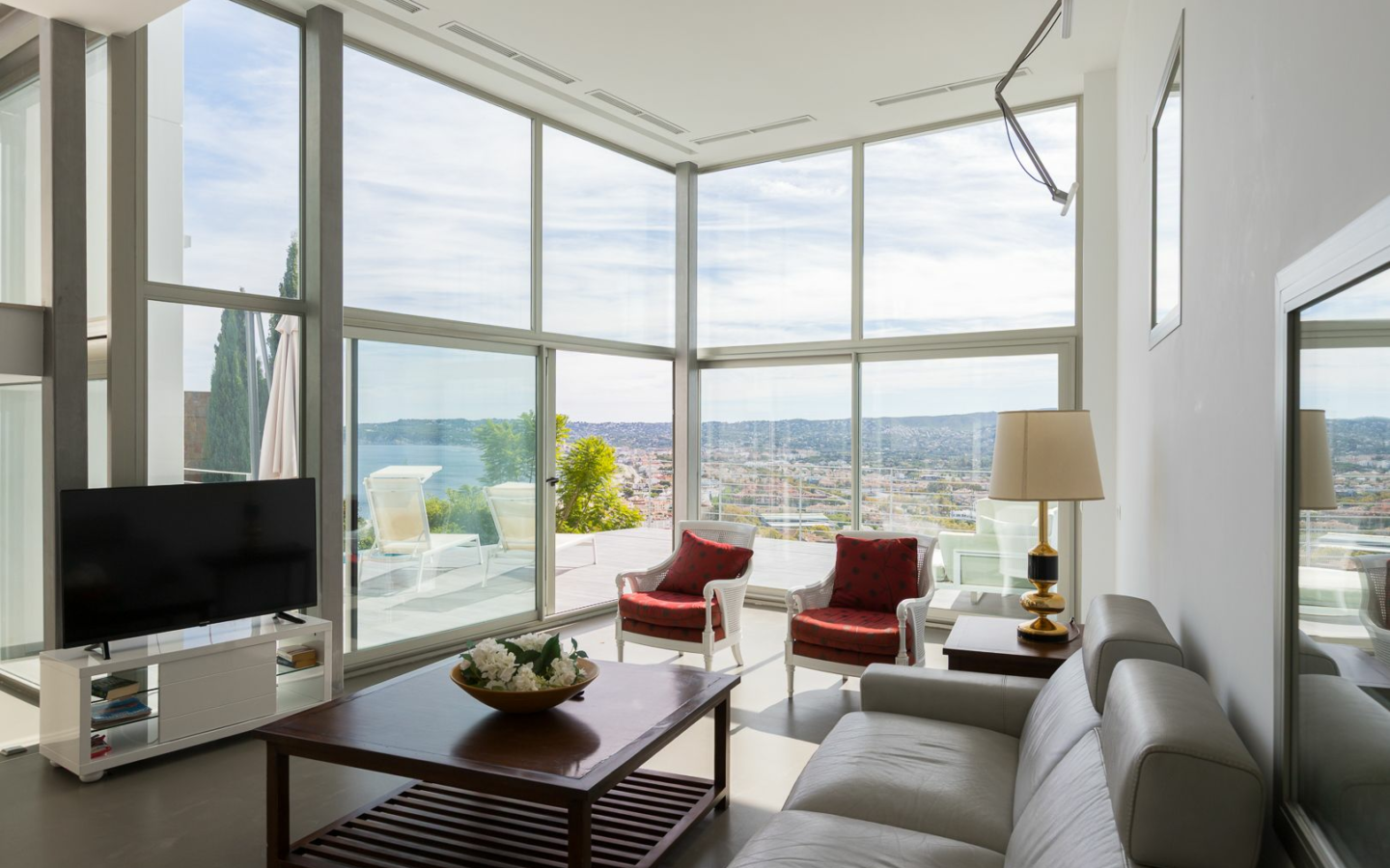 3-bedroom Villa In Jávea, Spain (289 M²)