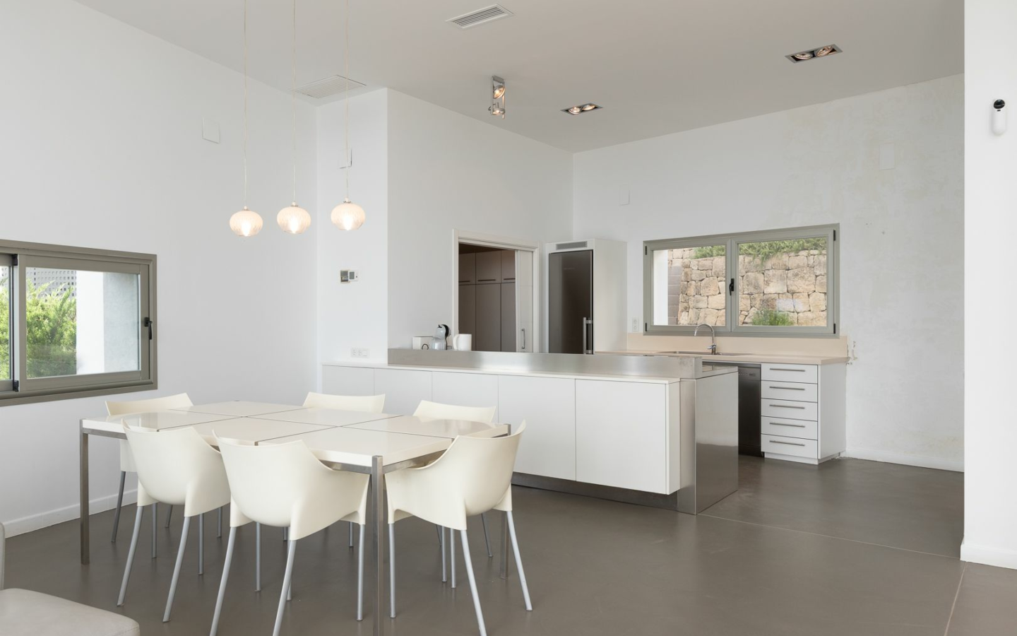 3-bedroom Villa In Jávea, Spain (289 M²)
