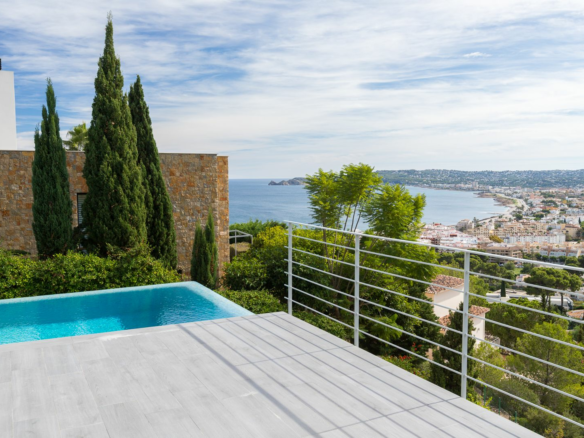 3-bedroom Villa In Jávea, Spain (289 M²)