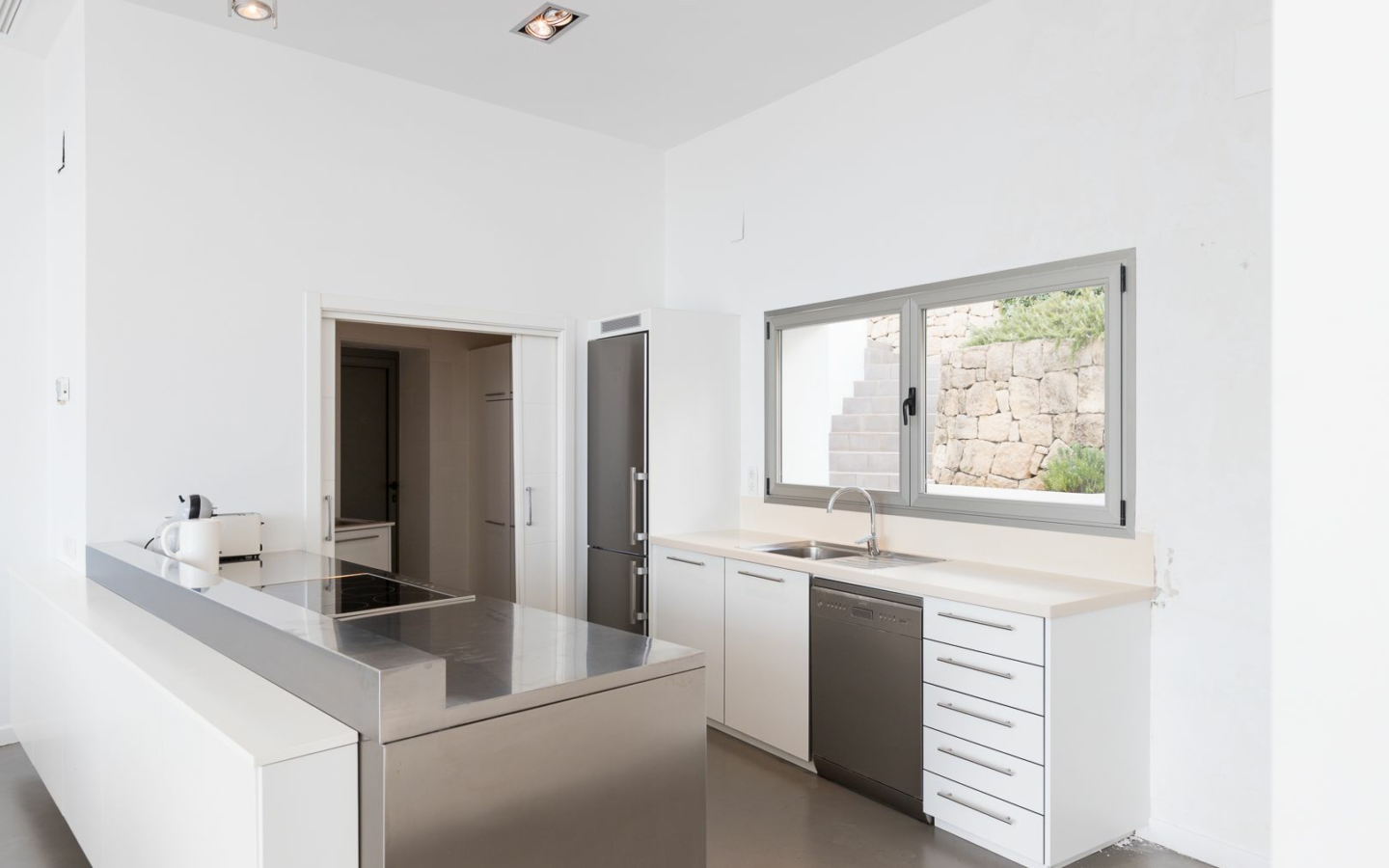 3-bedroom Villa In Jávea, Spain (289 M²)