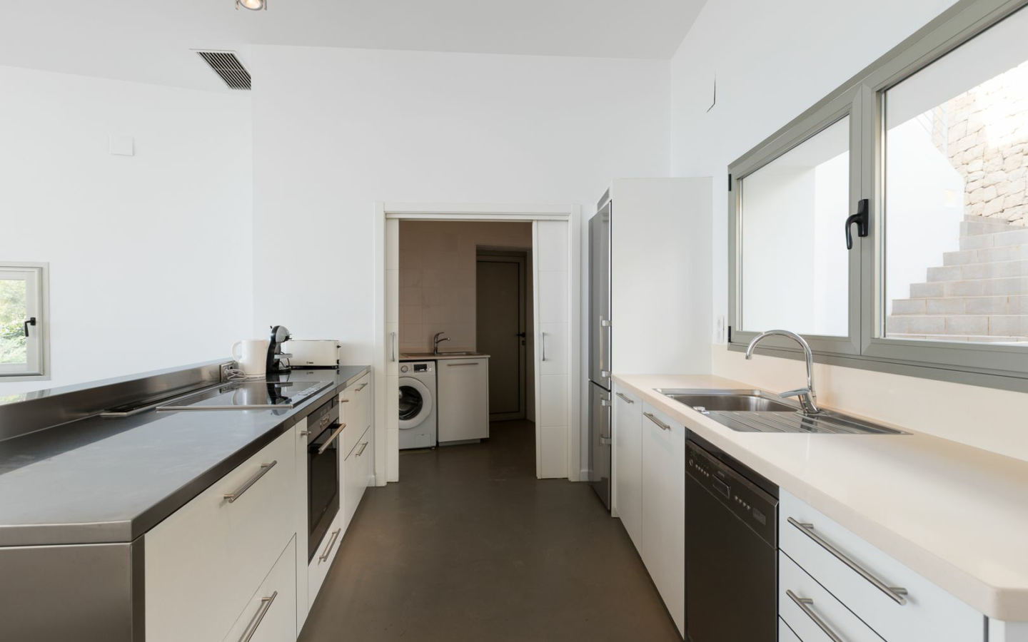 3-bedroom Villa In Jávea, Spain (289 M²)