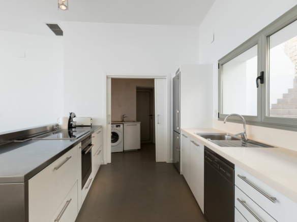 3-bedroom Villa In Jávea, Spain (289 M²)