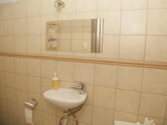 3-bedroom Flat In Ano Poli, Greece (110 M²)