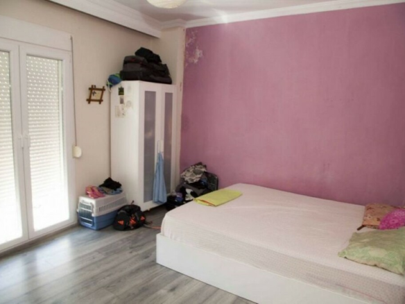 3-bedroom Flat In Ano Poli, Greece (110 M²)