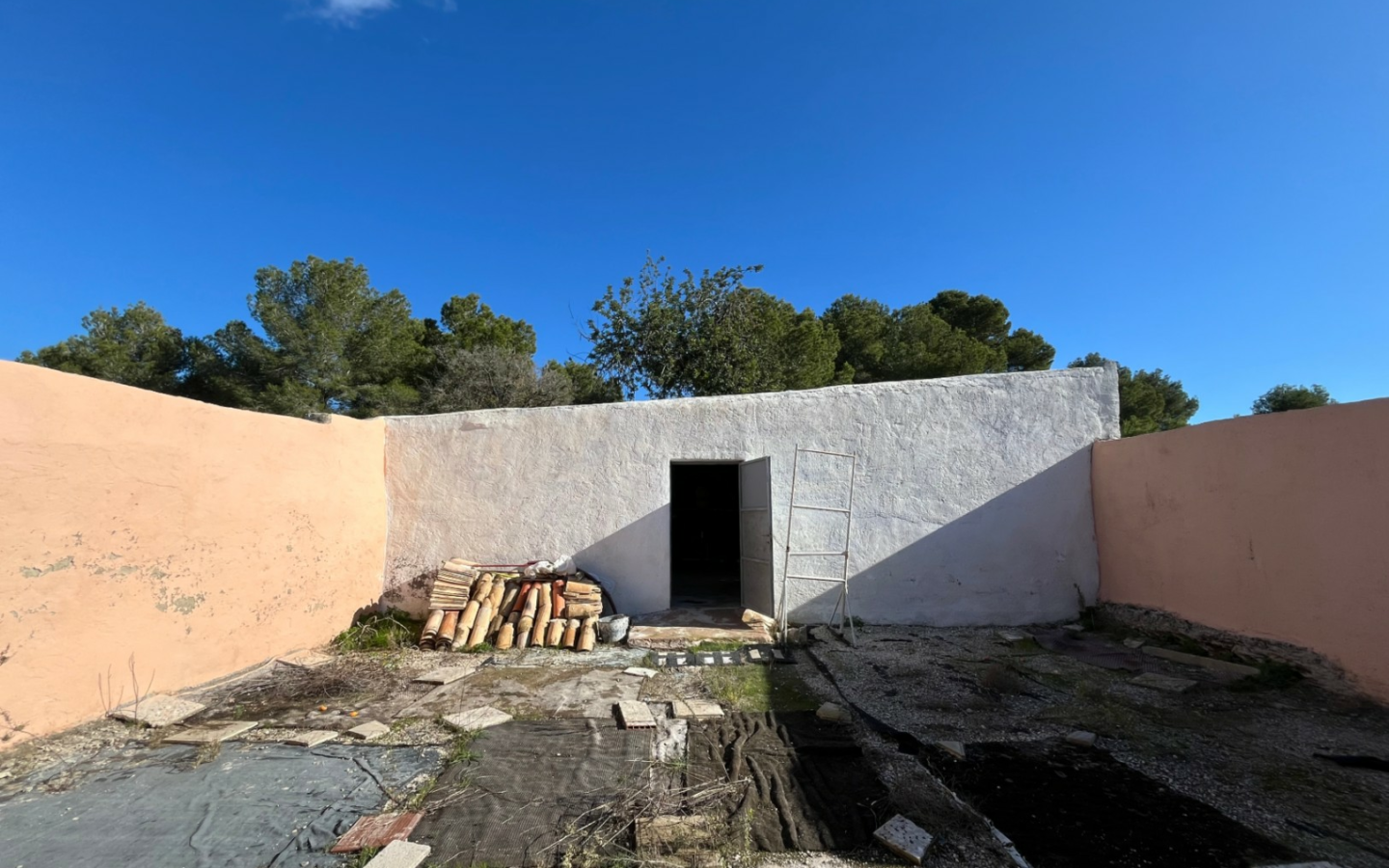 3-bedroom Villa In Jávea, Spain (200 M²)