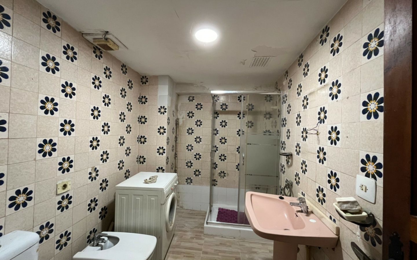 Commercial Premises In Jávea, Spain (98 M²)