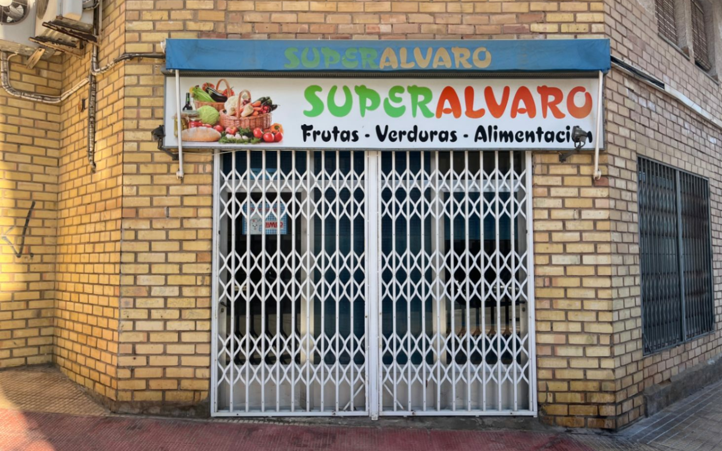 Commercial Premises In Jávea, Spain (98 M²)
