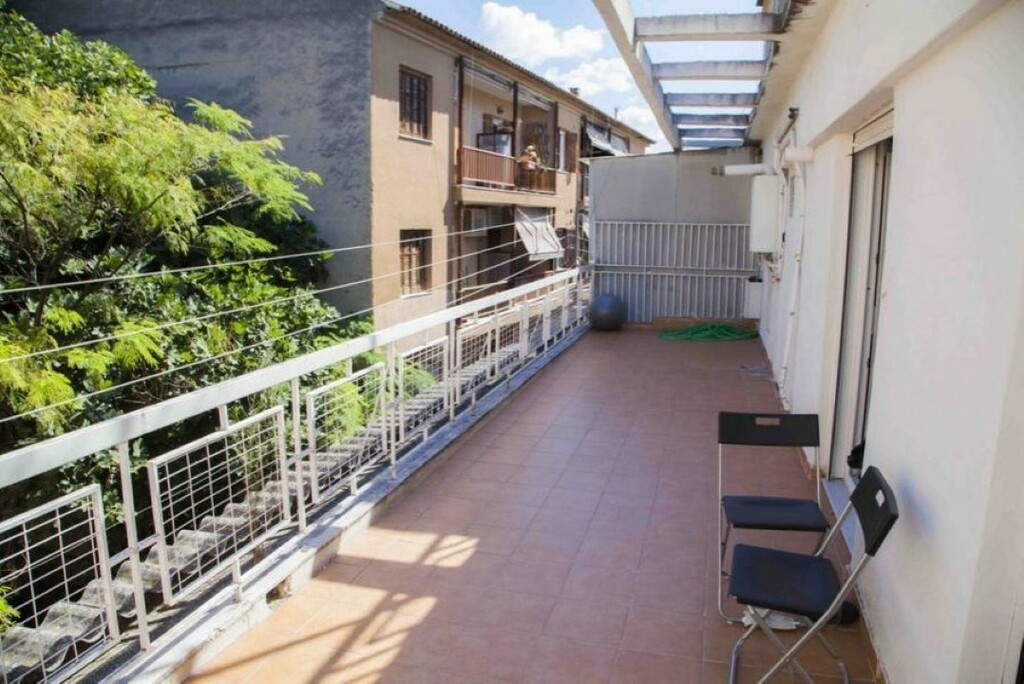 3-bedroom Flat In Ano Poli, Greece (110 M²)