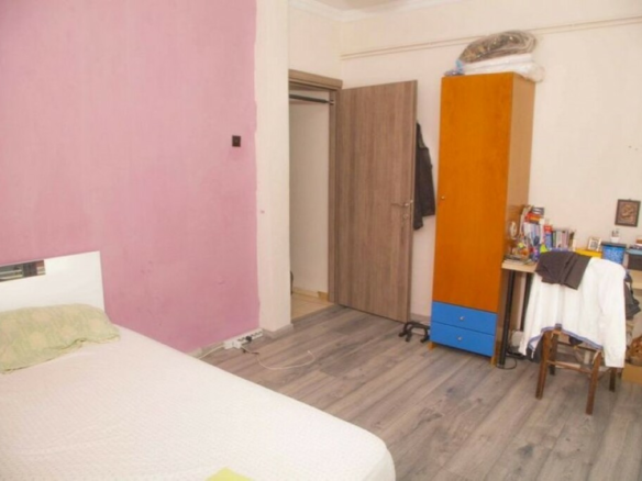 3-bedroom Flat In Ano Poli, Greece (110 M²)