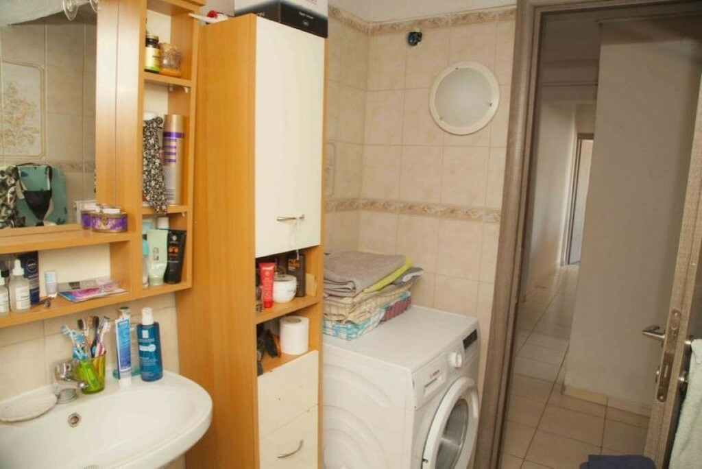 3-bedroom Flat In Ano Poli, Greece (110 M²)