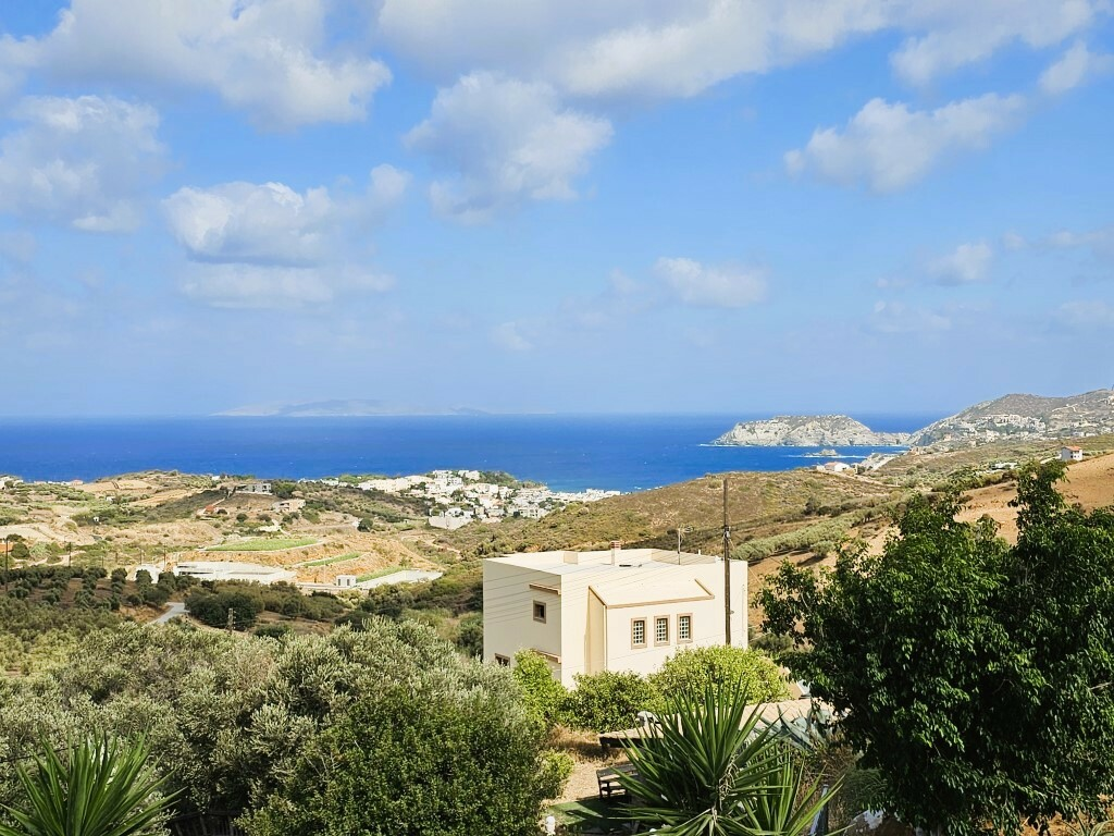 2-bedroom Villa In Gazi, Greece (500 M²)