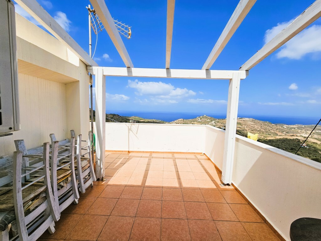 2-bedroom Detached House In Gazi, Greece (108 M²)
