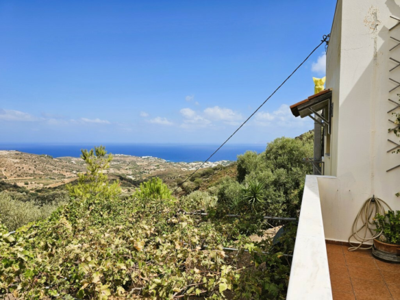 2-bedroom Detached House In Gazi, Greece (108 M²)