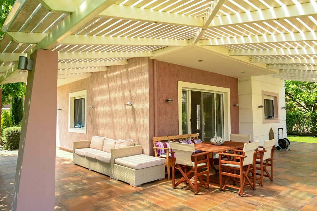 3-bedroom Detached House In Easts Olimpos, Greece (96 M²)