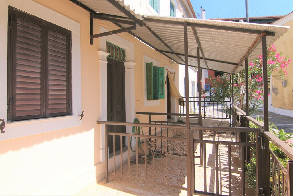 Maisonette In Corfu, Greece (321 M²)