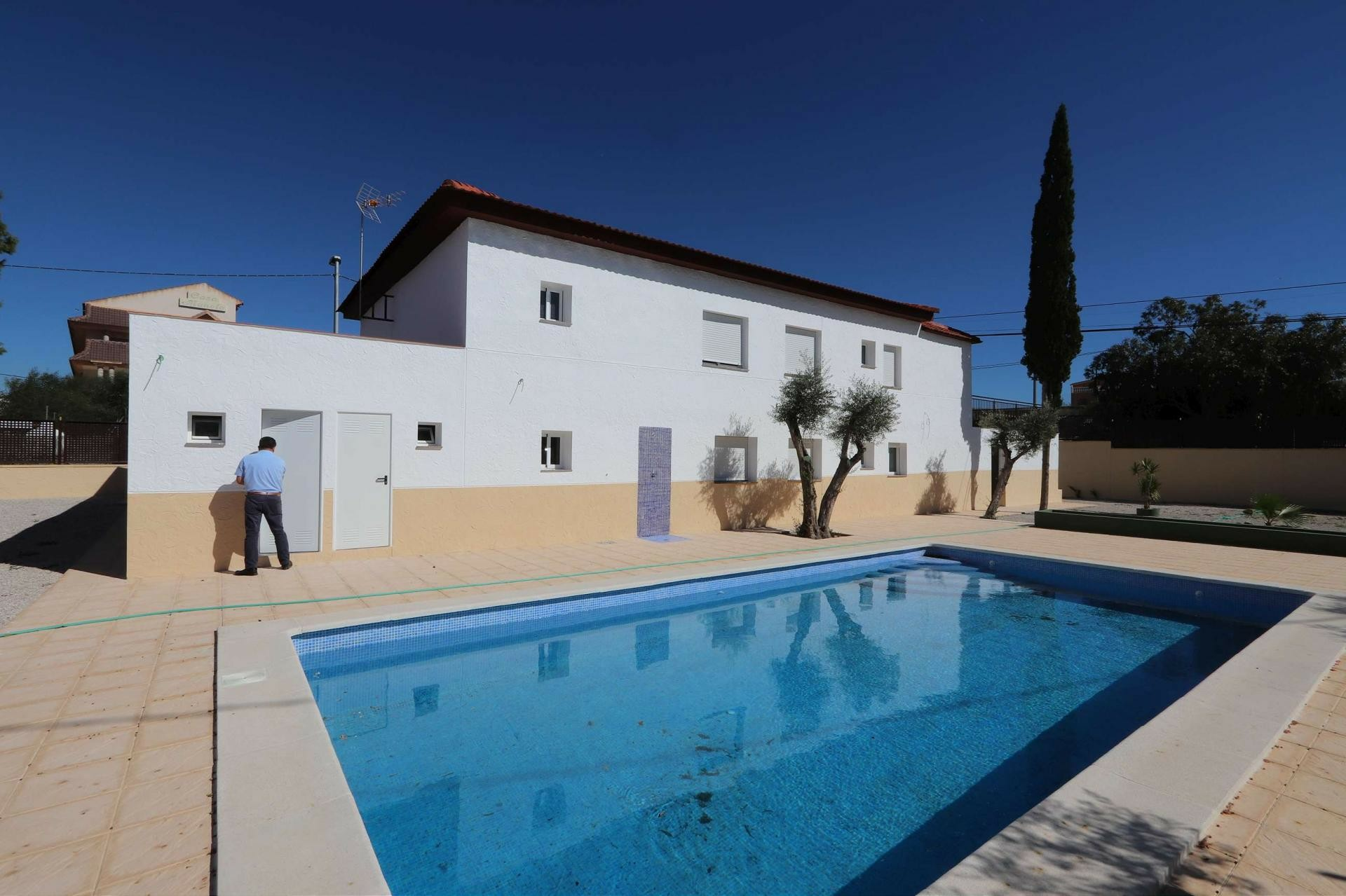 w_crohbs0oucgfr0marj6b-0e7fc0 11-bedroom Commercial In Fortuna, Spain (500 M²)