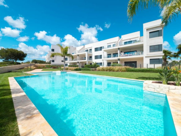 3-bedroom Apartment In Pilar De La Horadada, Spain (80 M²)