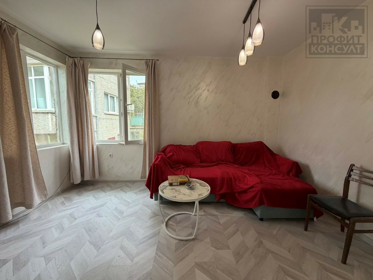 Floor Of A House For Rent In The Center Of Veliko Tarnovo