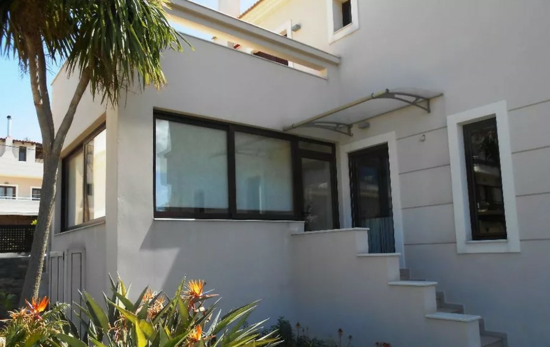 5-bedroom Detached House In Heraclion Cretes, Greece (400 M²)