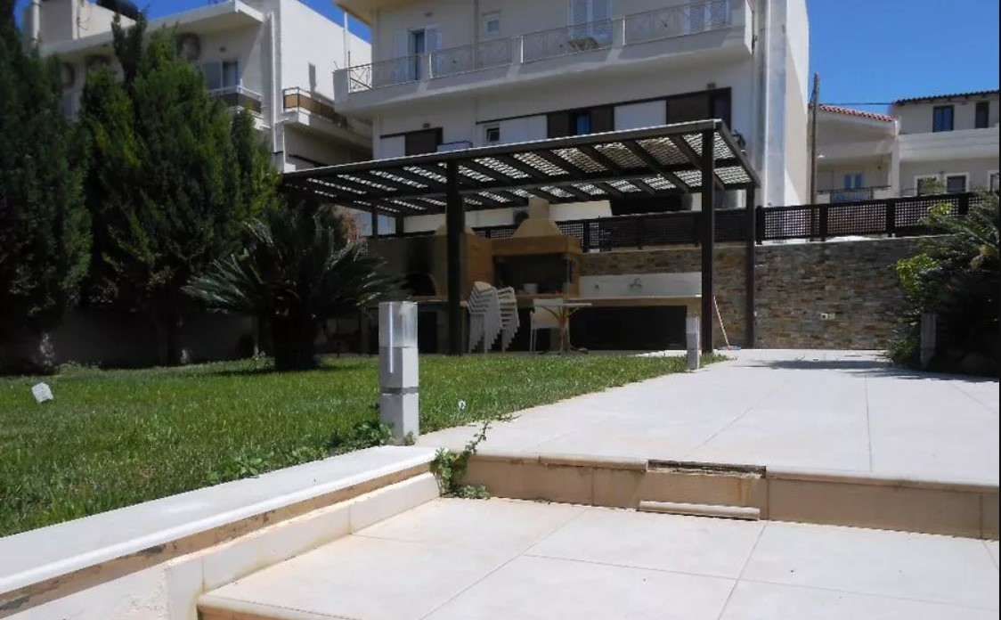 5-bedroom Detached House In Heraclion Cretes, Greece (400 M²)