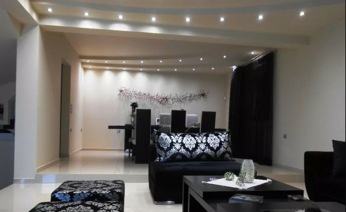 5-bedroom Detached House In Heraclion Cretes, Greece (400 M²)