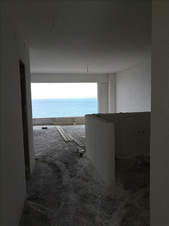 2-bedroom Flat In Loutraki-perachora, Greece (95 M²)