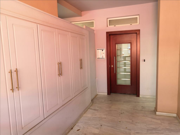 3-bedroom Flat In Loutraki-perachora, Greece (100 M²)