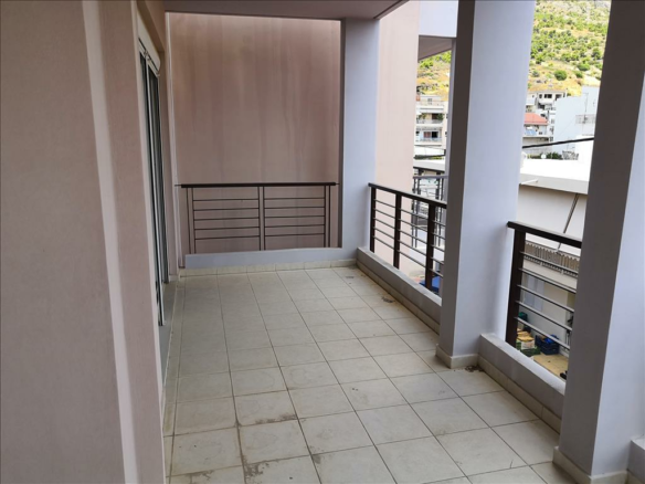 3-bedroom Flat In Loutraki-perachora, Greece (100 M²)